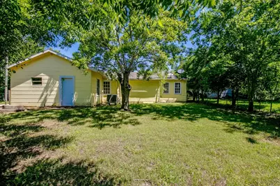 3901 McKinney Extension, La Marque, TX 77568 - Photo 3
