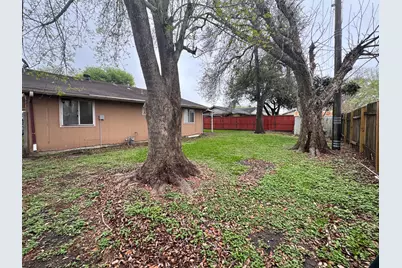 15814 Kenbriar Drive, Houston, TX 77489 - Photo 11
