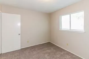 15619 Loma Verde Dr, Houston, TX 77083 - Photo 13