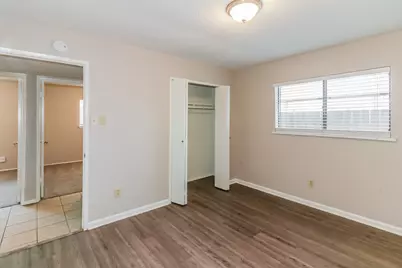 15619 Loma Verde Drive, Houston, TX 77083 - Photo 9