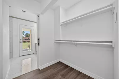 559 Hampton Road, Conroe, TX 77302 - Photo 25