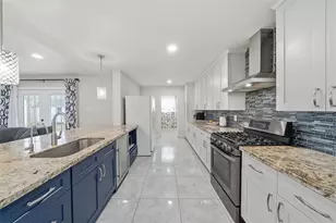 11003 Indian Trails Dr, Tomball, TX 77375 - Photo 7