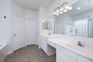 19 Poplar Pine Ct, The Woodlands, TX 77385 - Photo 17