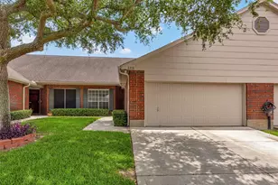 3310 Country Mdws Ct, Pearland, TX 77584 - Photo 1