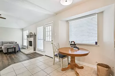 1104 Lost River Drive, Friendswood, TX 77546 - Photo 17
