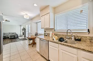 1104 Lost River Dr, Friendswood, TX 77546 - Photo 15