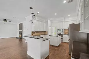 87 Rush Haven Dr, The Woodlands, TX 77381 - Photo 17