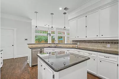 87 Rush Haven Drive, The Woodlands, TX 77381 - Photo 23