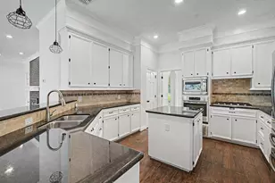 87 Rush Haven Dr, The Woodlands, TX 77381 - Photo 19