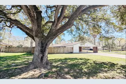 102 Pin Oak Lane, Liberty, TX 77575 - Photo 13