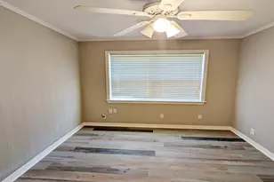 102 Pin Oak Ln, Liberty, TX 77575 - Photo 11