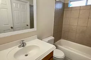 6942 Paris, Houston, TX 77021 - Photo 9
