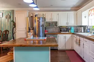 215 W Wildwood Dr N, Village Mills, TX 77663 - Photo 35