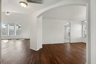 8003 Berkely Ct, Baytown, TX 77521 - Photo 9