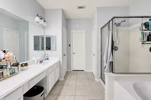 1752 Silver Bend Dr, Dickinson, TX 77539 - Photo 15