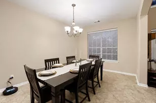 1752 Silver Bend Dr, Dickinson, TX 77539 - Photo 9