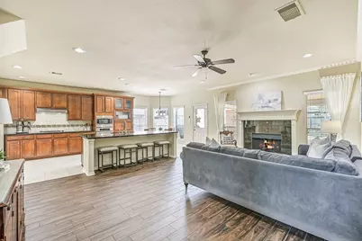 1226 Martinez Court, Friendswood, TX 77546 - Photo 9
