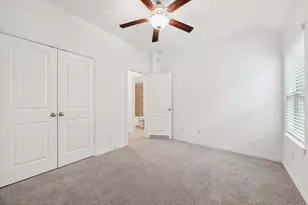 4838 Albany Ridge Ln, Rosharon, TX 77583 - Photo 19