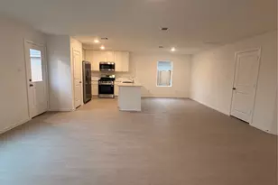 1719 W Stroker Rd, Crosby, TX 77532 - Photo 3