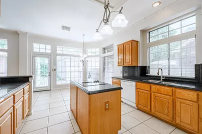 5211 High Glen Court, Houston, TX 77345 - Photo 9