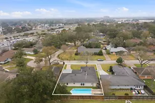 4847 Knickerbocker St, Houston, TX 77035 - Photo 37