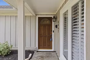 4847 Knickerbocker St, Houston, TX 77035 - Photo 3