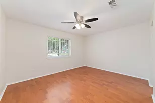 14303 Branchwater Ln, Sugar Land, TX 77498 - Photo 13