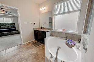 9526 Bonbrook Bend Ln, Rosenberg, TX 77469 - Photo 19