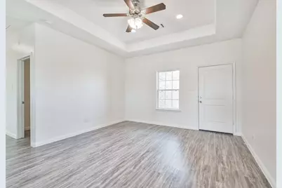 31 Road 5102B, Cleveland, TX 77327 - Photo 3