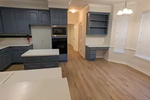 1902 Pepper Tree Ct, Sugar Land, TX 77479 - Photo 5