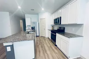 9907 Palm Royal Dr, Baytown, TX 77521 - Photo 17