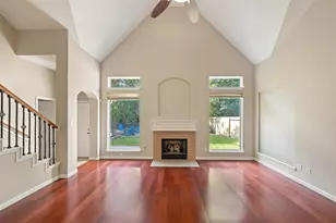 13422 Yaupon Holly Ln, Houston, TX 77044 - Photo 11