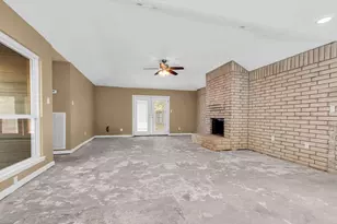 11514 Chetman Dr, Houston, TX 77065 - Photo 17