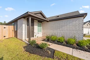 1627 Winwood Dr, Conroe, TX 77303 - Photo 3