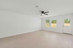 1627 Winwood Dr, Conroe, TX 77303 - Photo 19