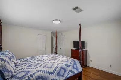 7719 Highmeadow Drive, Houston, TX 77063 - Photo 21