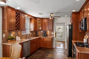 7719 Highmeadow Dr, Houston, TX 77063 - Photo 5