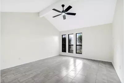8726 Wildforest Drive, Houston, TX 77088 - Photo 19
