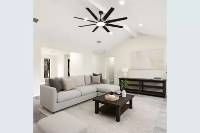 8726 Wildforest Drive, Houston, TX 77088 - Photo 5