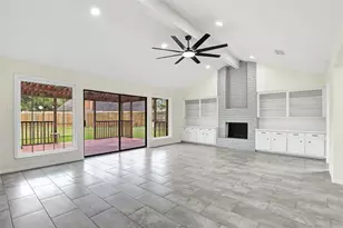 8726 Wildforest Dr, Houston, TX 77088 - Photo 15