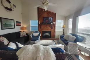 2422 Bluewater Hwy, Surfside Beach, TX 77541 - Photo 7