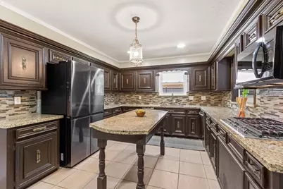 16119 Maplehurst Drive, Spring, TX 77379 - Photo 9