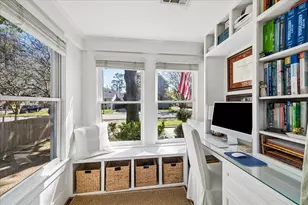 731 Wilken St, Houston, TX 77008 - Photo 13