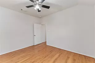 1520 Allison St, Alvin, TX 77511 - Photo 19