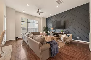 1512 Beall St, Houston, TX 77008 - Photo 9