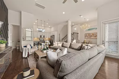 1512 Beall Street, Houston, TX 77008 - Photo 1