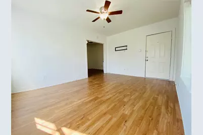 1 Sidney Street #3, Houston, TX 77003 - Photo 7