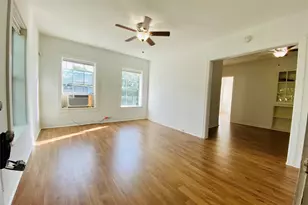1 Sidney St, Houston, TX 77003 - Photo 1