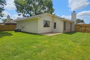 10538 Twin Circles Dr, Montgomery, TX 77356 - Photo 3