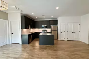 11559 Persimmon St, Willis, TX 77318 - Photo 5